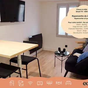 https://suite-adamas-lyon.hotels-rhonealpes.com