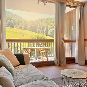 https://carlas-residences-le-margeriaz-32m-balcon-vue.hotels-rhonealpes.com